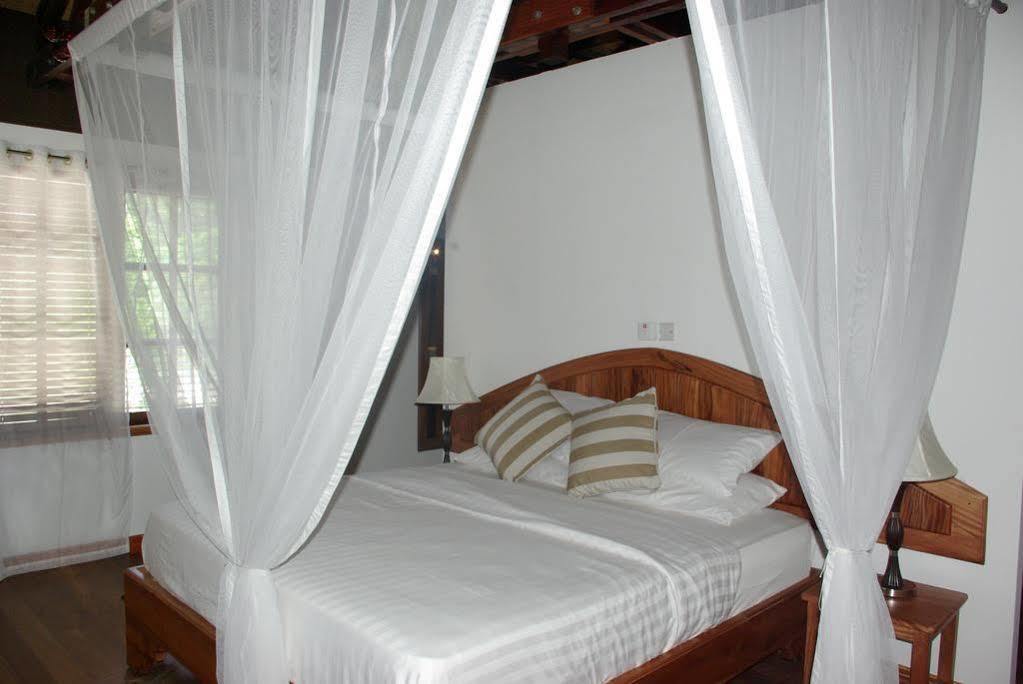 Heliconia Grove Villa Anse Volbert Village Exteriör bild
